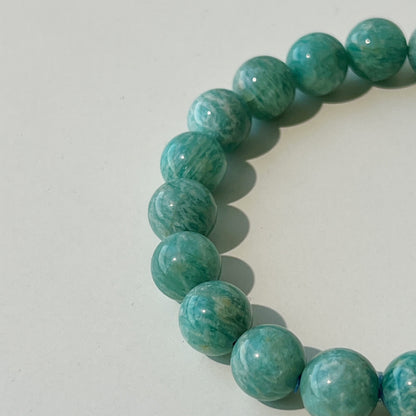 Amazonite Aura Bracelet - Embrace the Calming Energy of Nature's Blue-Green Gemstones