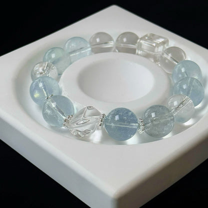 MintOcean Crystals Bracelet - Serene Waves of Aquamarine & Clear Quartz, Evoke Calm, Enhance Clarity, Timeless Elegance in Every Bead