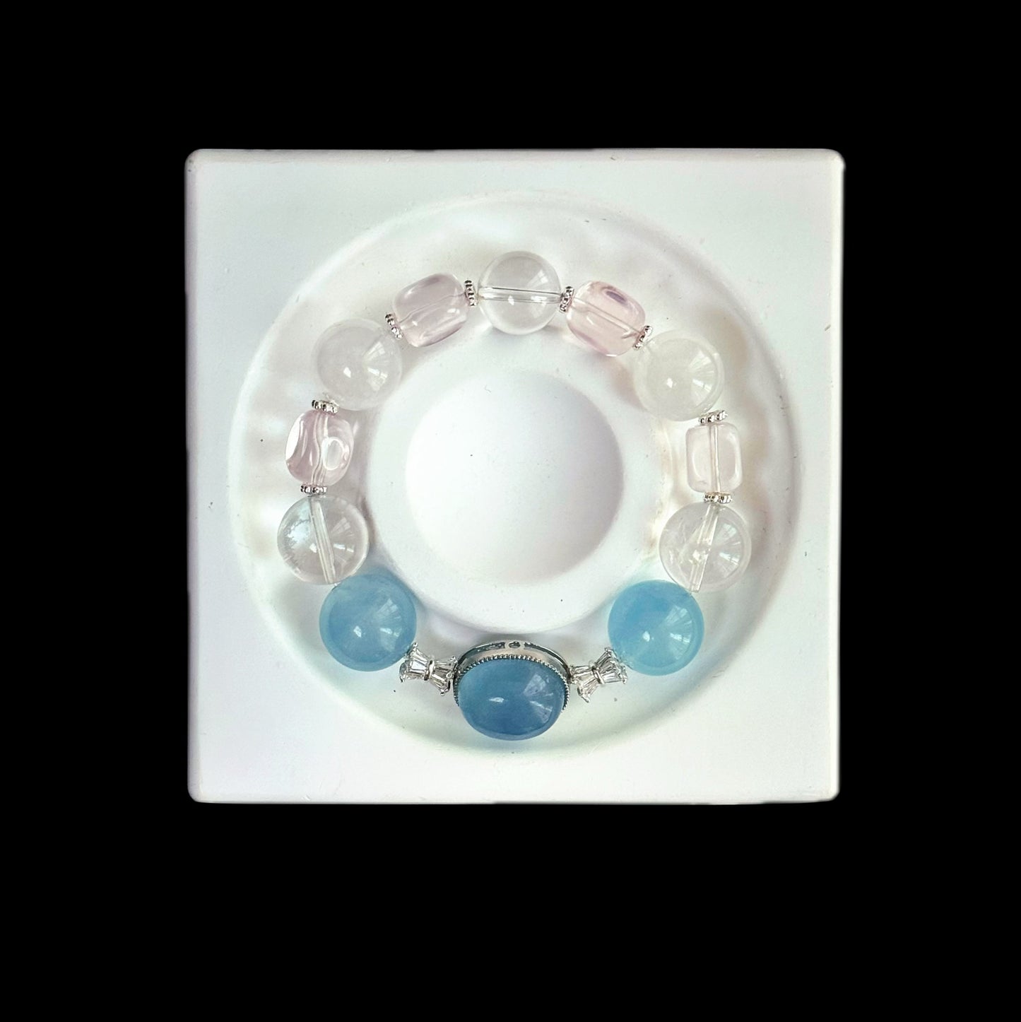 Aetherial Canvas Crystals - Sea Blue & Clear Quartz Bracelet for Serene Style